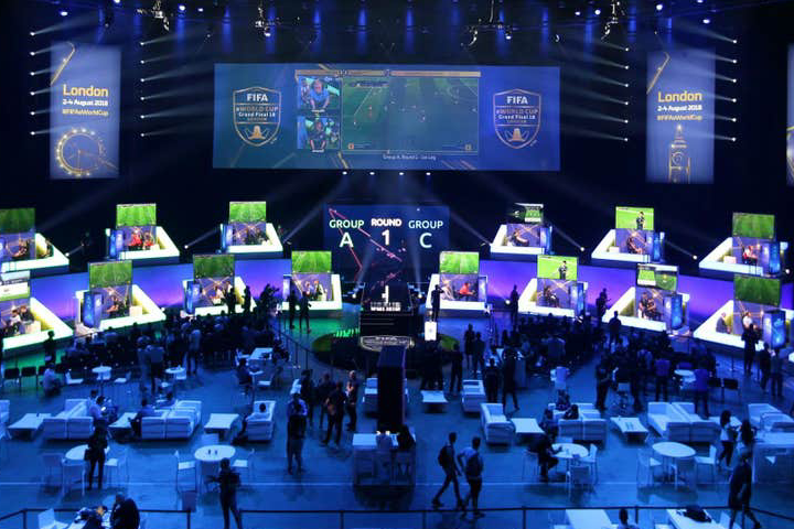 FIFA 19 : Playoffs PS4 à Berlin - Résultats, Rondes suisses, Playoffs et Stream