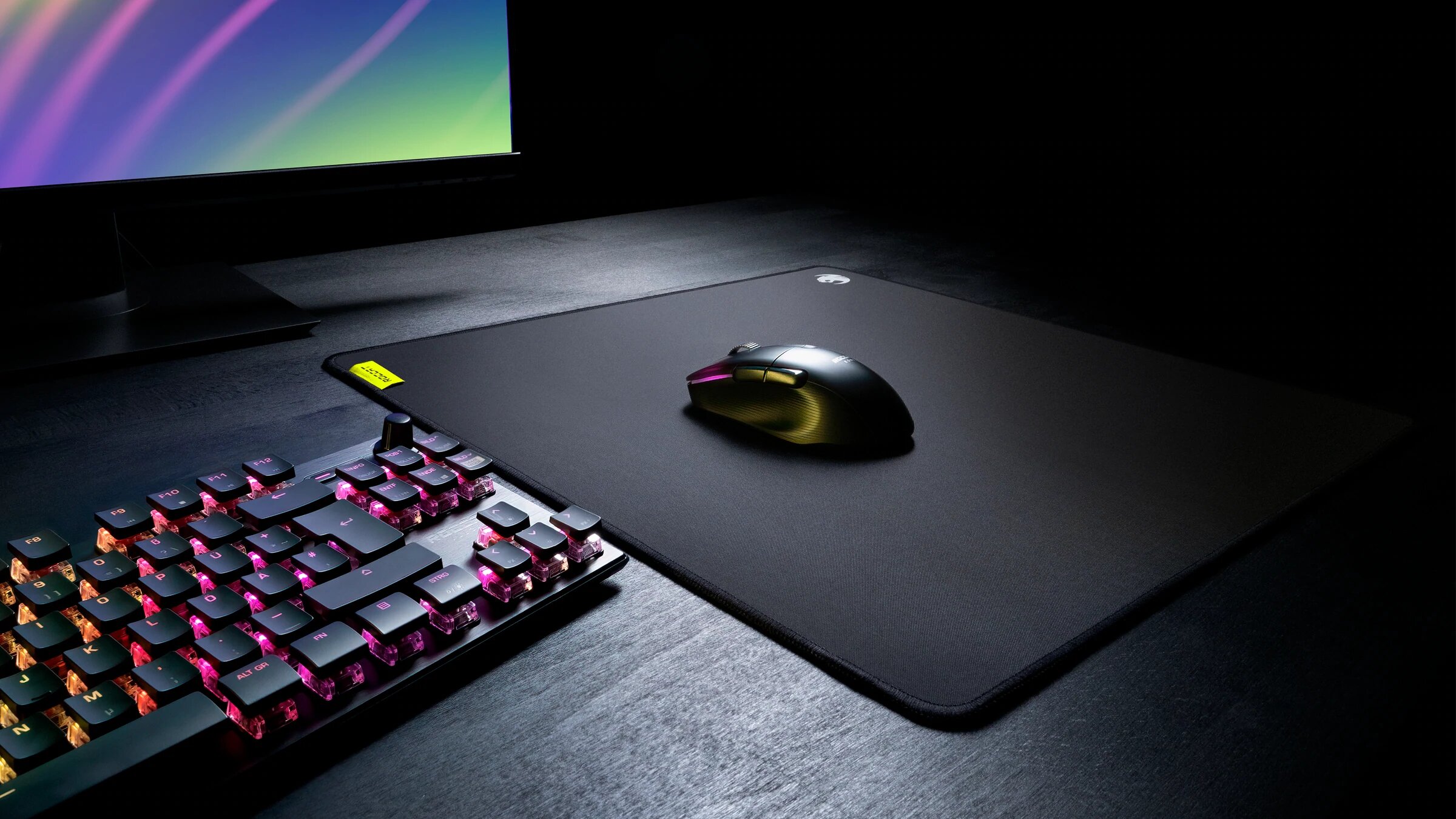 Test Sense Pro et Sense Icon Roccat, tapis de souris gaming