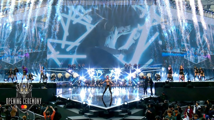 Lyndsey Stirling future artiste des Worlds ?