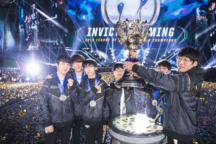 Ning confirme les skins iG des Worlds