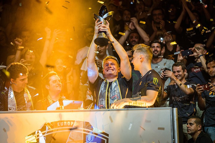 Broxah continuera chez Fnatic en 2019