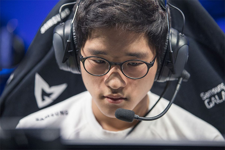 KSV avertie pour mauvais comportement