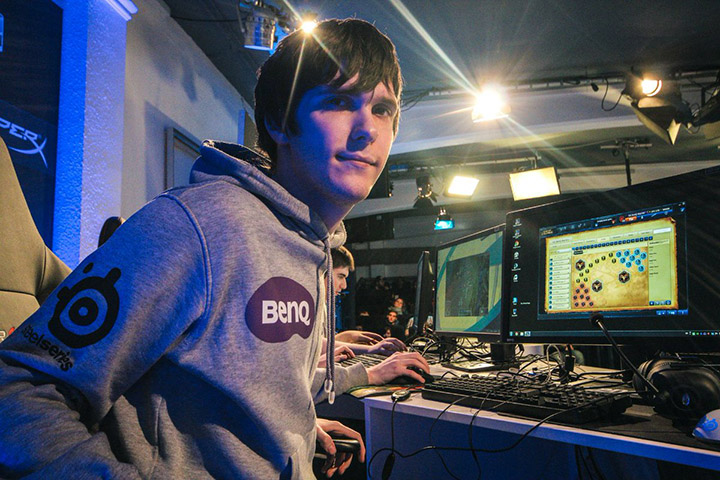 LoL : Alex Ich annonce sa retraite