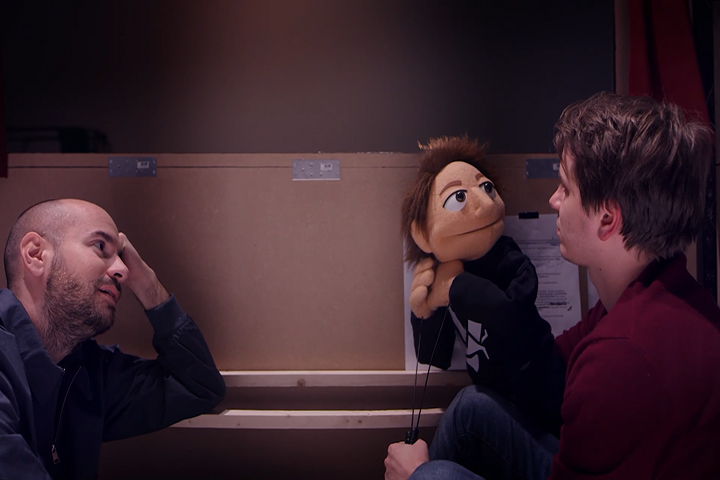 Kyan Khojandi chez Vitality