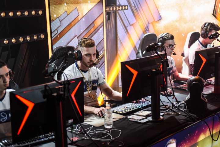 LDLC et GO déroulent