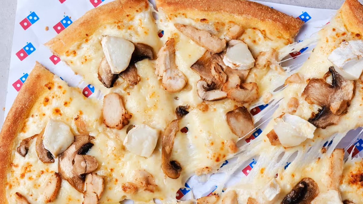 Inoxtag s'associe à Dominos pour créer la Dominox !