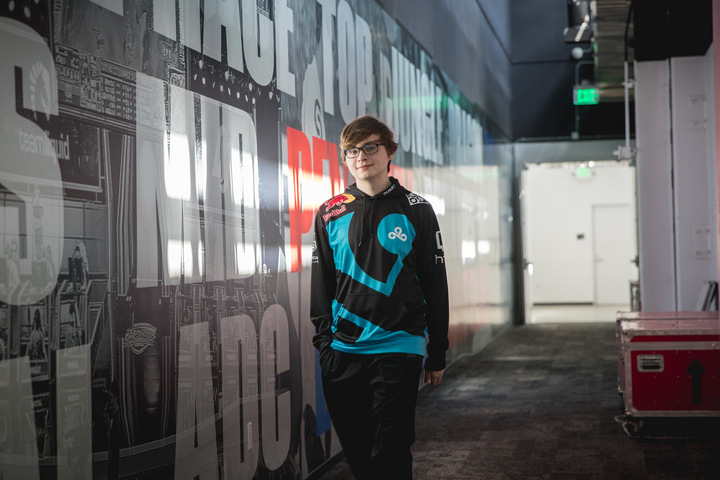 LoL : Record pour Sneaky qui participe à ses sixièmes Worlds consécutifs