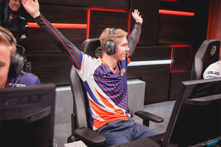 Froggen rejoindrait Golden Guardians