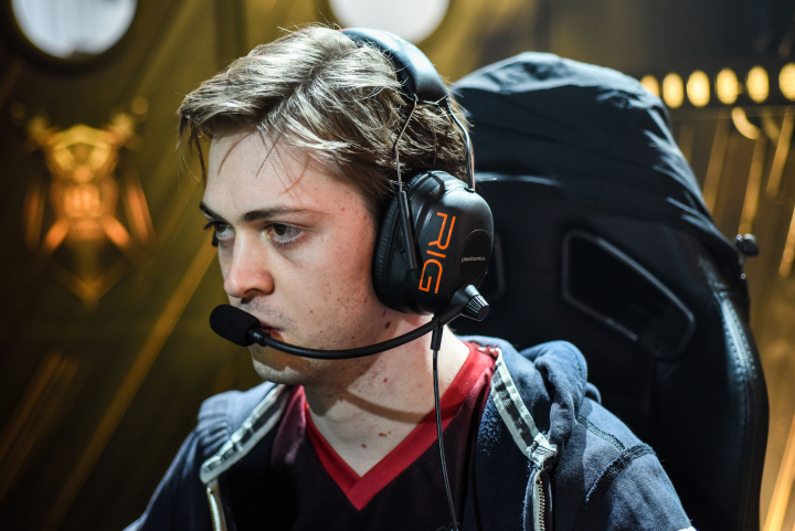 Misfits remporte le duel des académies