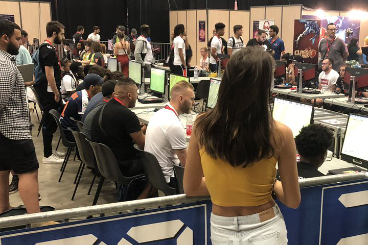 Famsinho remporte le trophée eSport FIFA19 by 20 Minutes