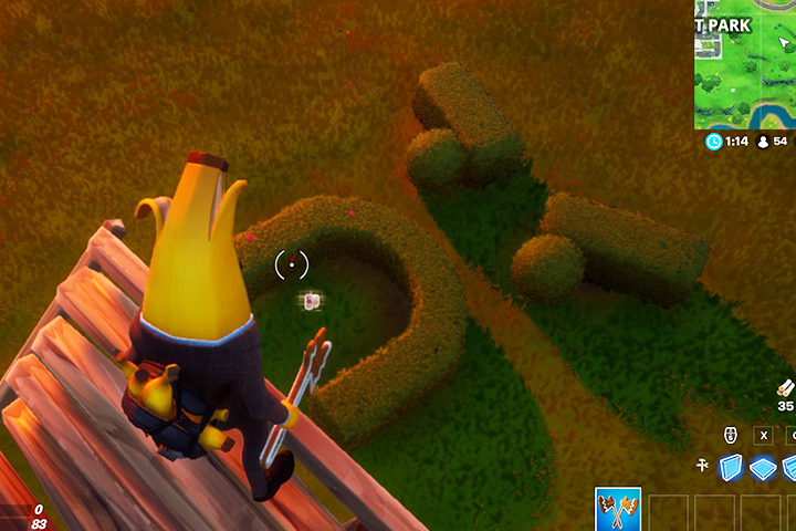 Fortnite : Visiter les buissons vénères, le circuit de tondeuses et Risky Reels, défi semaine 4 saison 2