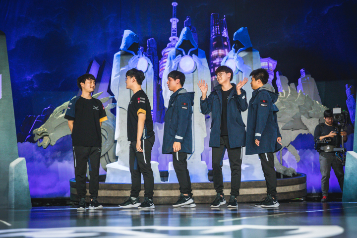 Maple et SwordArT quittent Flash Wolves
