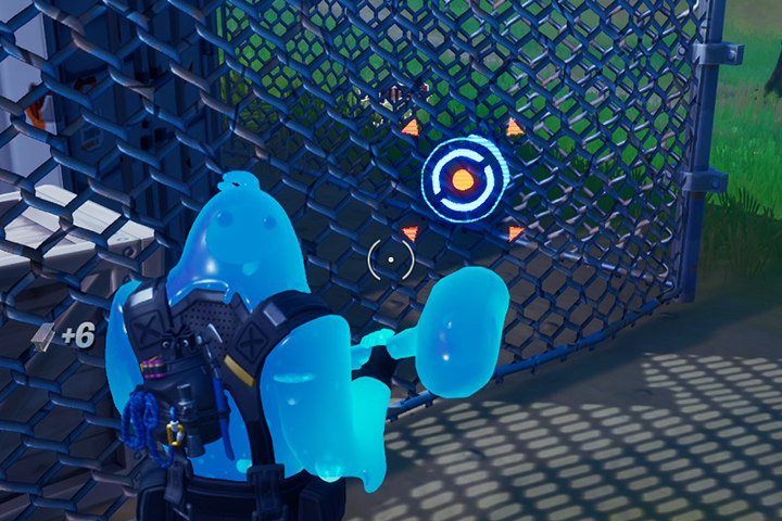 Fortnite : Frapper 5 points faibles d'affilée en collectant des matériaux