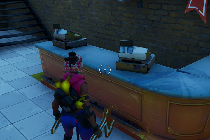 Fortnite : Détruire des caisses enregistreuses moins de 60 secondes après avoir atterri à Retail Row, défi semaine 3