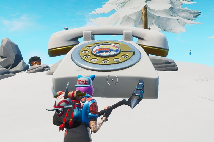 Fortnite : Visiter un Énorme Téléphone, un Grand Piano et un trophée de Pêche Géant, défi semaine 2 saison 9