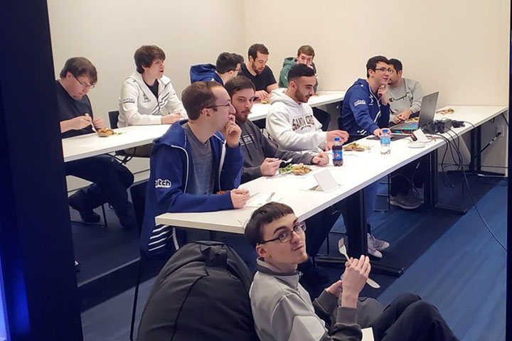 WoW : Interview de Limit après le progress Ny'alotha où les joueurs parlent des serveurs NA, des pièces corrompus et le fait d'avoir 21e joueur