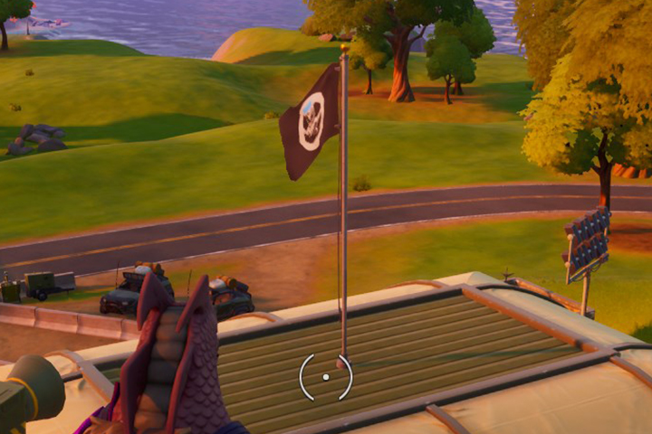 Fortnite : Avant-postes EGO ou à Retail Row, éliminer des adversaires, Mission et défi