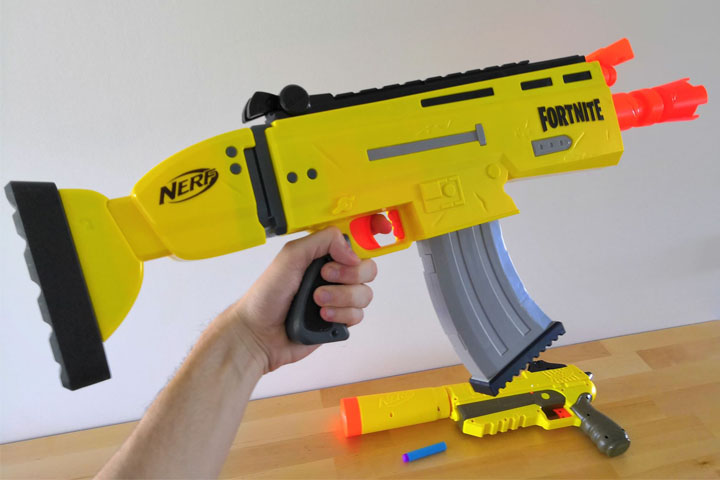 On a testé les NERF Fortnite (Scar et Pistolet silencieux)
