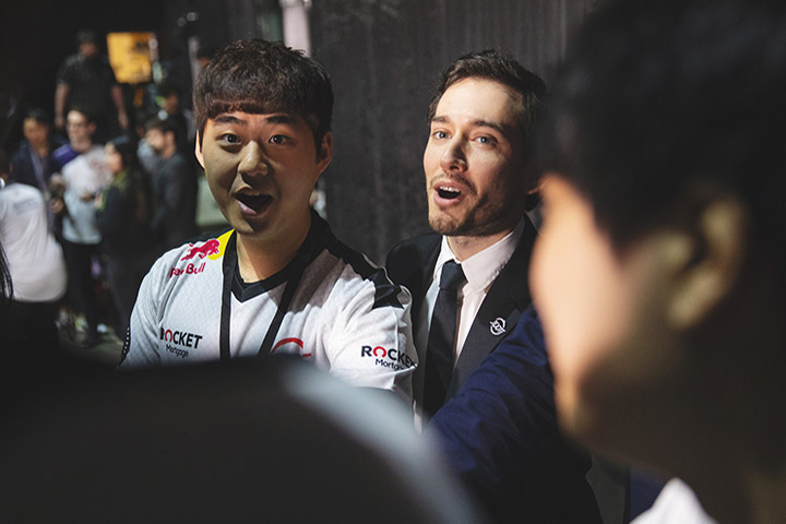 LoL : Polémique lors du match entre 100 Thieves et Clutch Gaming sur la manipulation de sbires - LCS Spring 2019