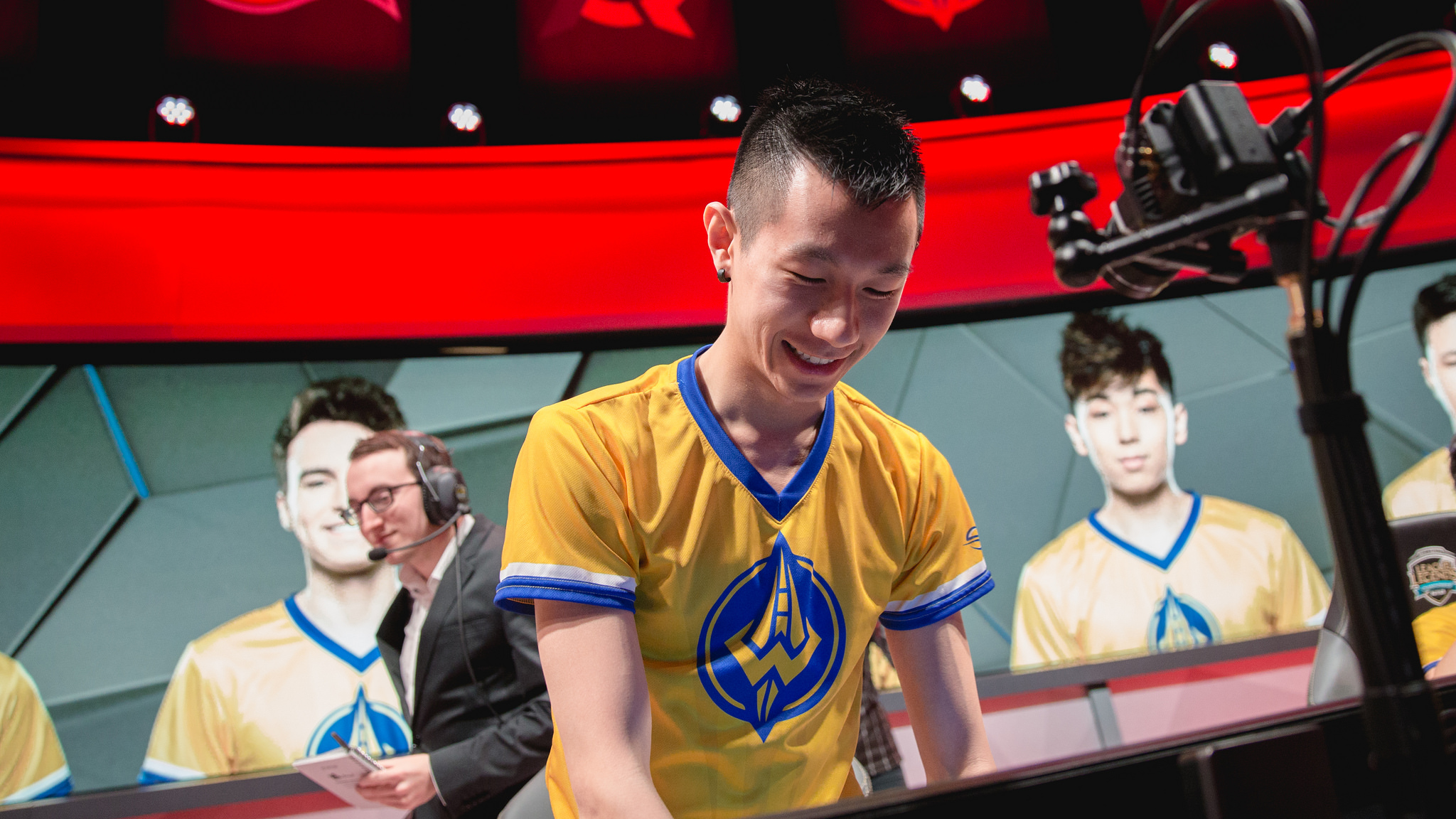 Hai remplacé par Mickey