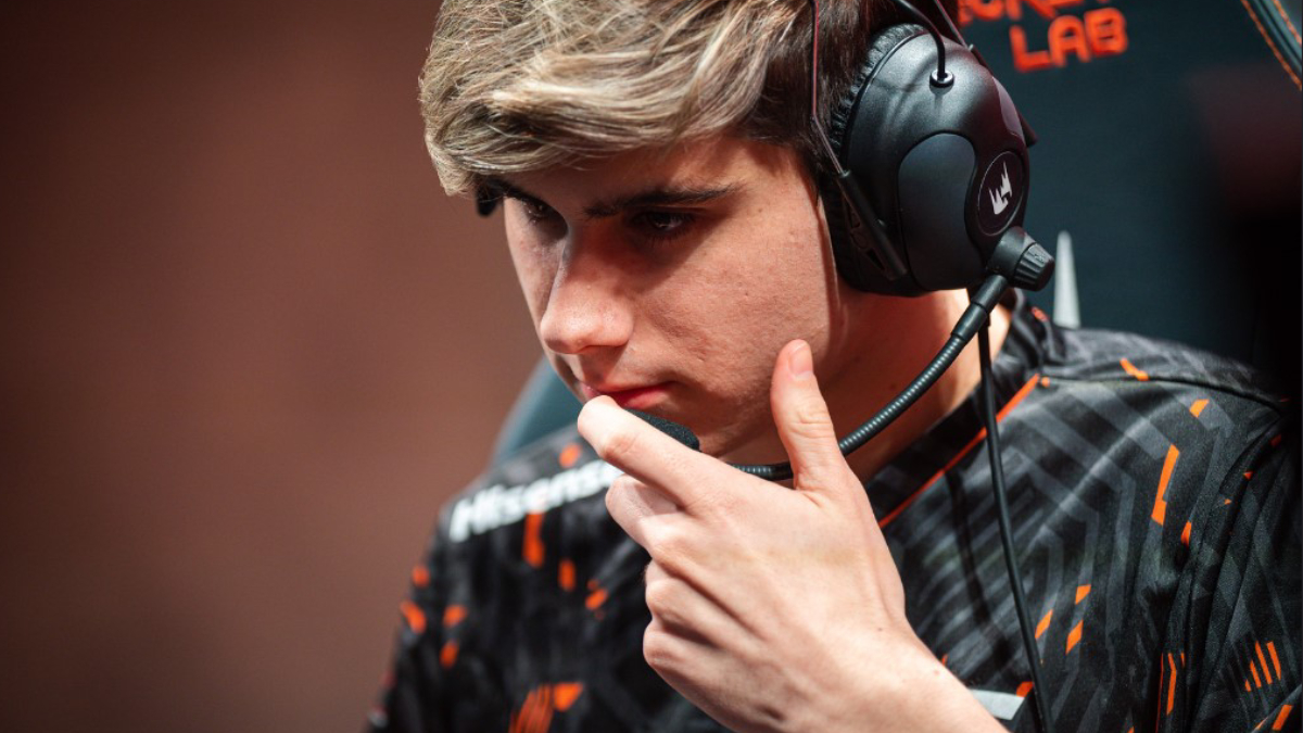 LoL : Fnatic au bord de l'élimination, comment s'en sortir ?